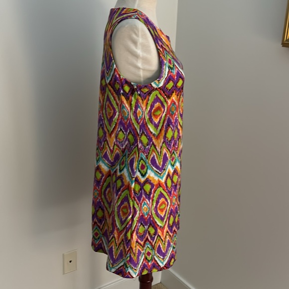 Like new Jude Connally “Beth” Dress Size L Sleeveless - Picture 5 of 7